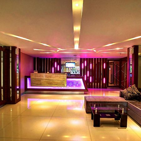 Vio Hotel Veteran Bandung Dış mekan fotoğraf