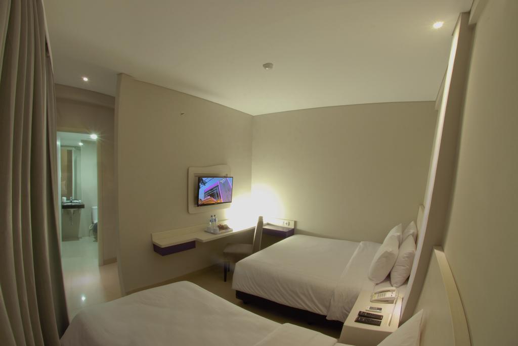 Vio Hotel Veteran Bandung Dış mekan fotoğraf