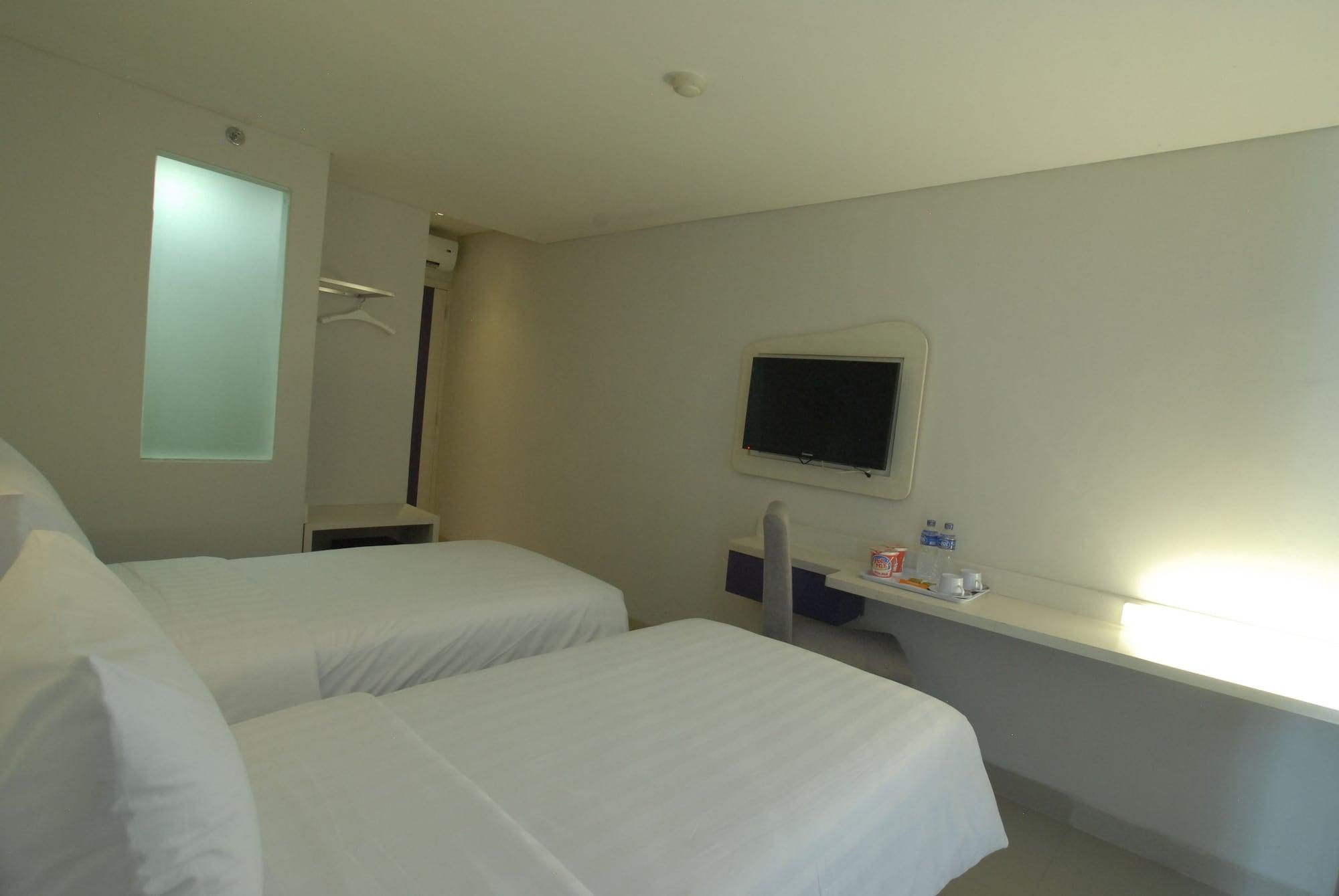 Vio Hotel Veteran Bandung Dış mekan fotoğraf