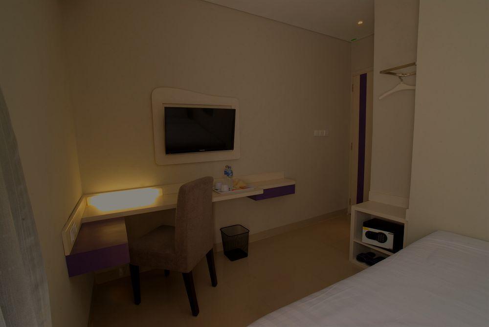 Vio Hotel Veteran Bandung Dış mekan fotoğraf