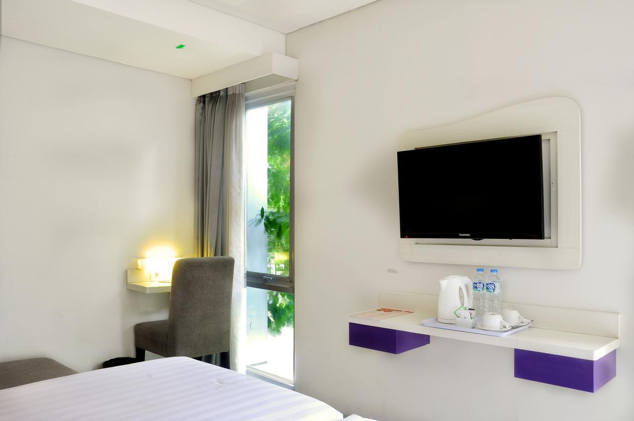 Vio Hotel Veteran Bandung Dış mekan fotoğraf